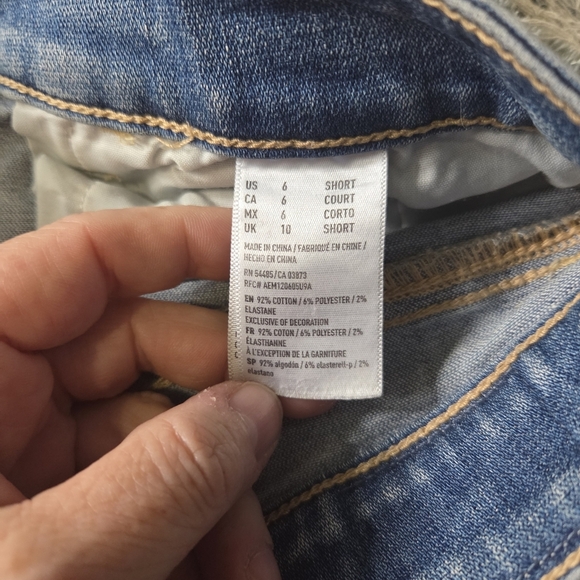 ⭐️American Eagle Blue Distressed Jeggings Size 4 - Picture 5 of 6